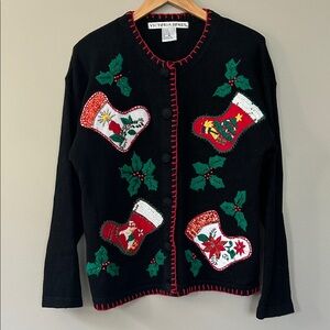 Vintage Victoria‎ Jones Christmas Holiday Sweater Size M Stockings Holly Winter